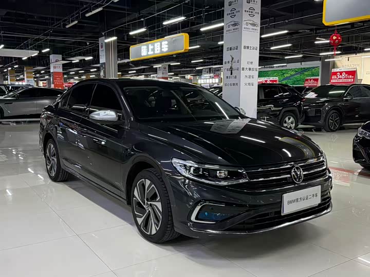 Фото 3 - Volkswagen Bora