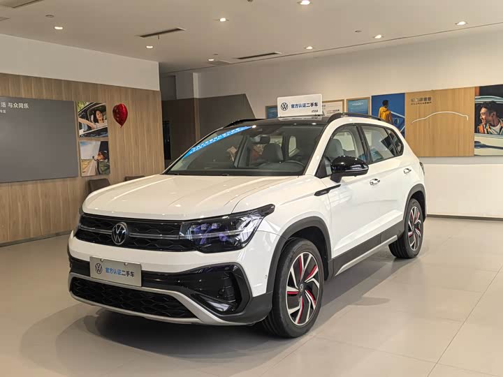 Фото 1 - Volkswagen Tharu