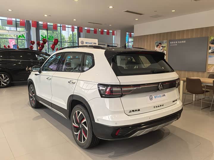 Фото 9 - Volkswagen Tharu