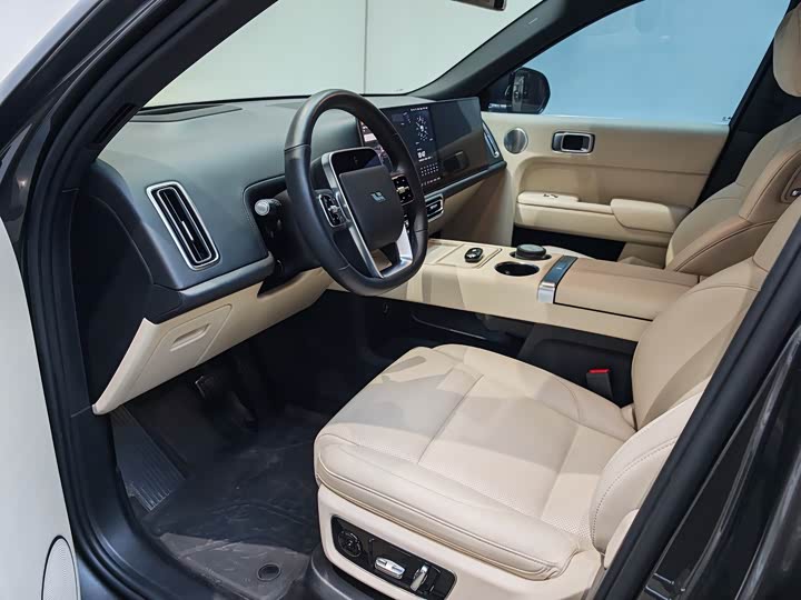 Фото 9 - LiXiang L9