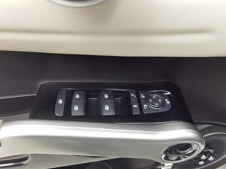 Фото 9 - BYD Yuan Plus