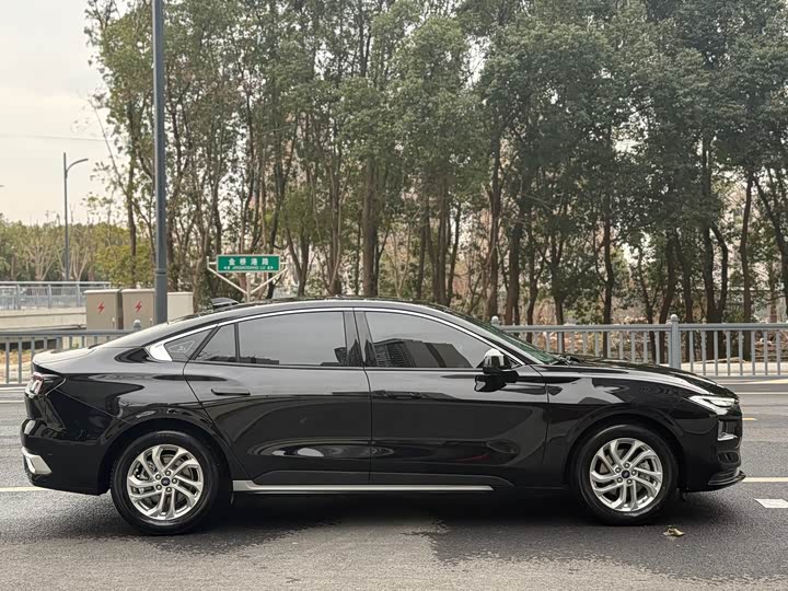 Фото 4 - Ford Mondeo