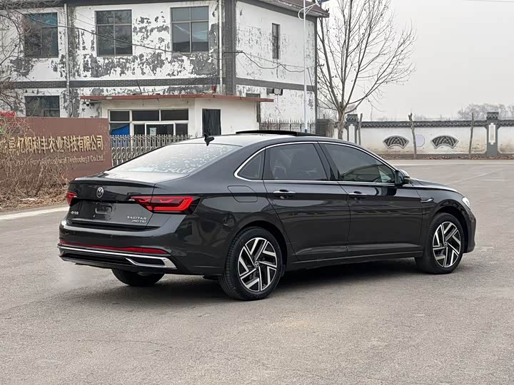 Фото 6 - Volkswagen Sagitar L