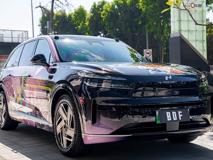 Фото 3 - Nio Onvo L90