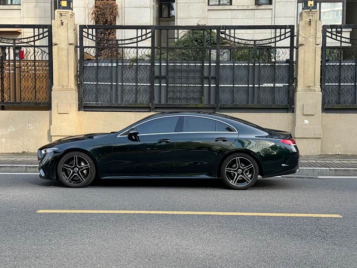 Фото 2 - Mercedes-Benz CLS-Class