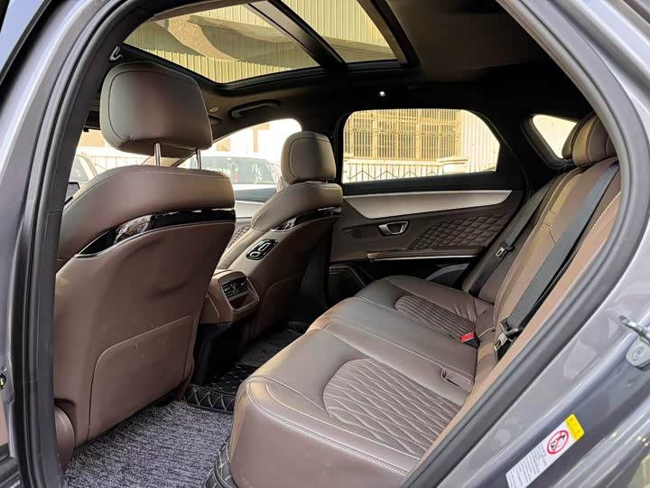 Фото 6 - BYD Han