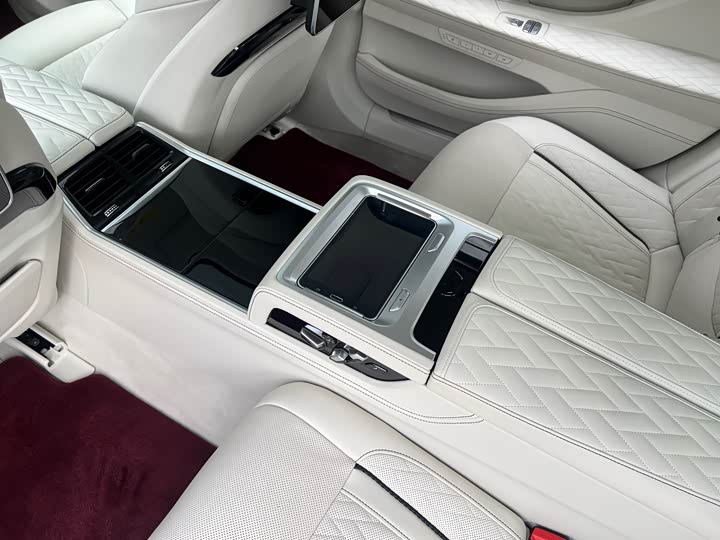 Фото 7 - BMW 7 Series