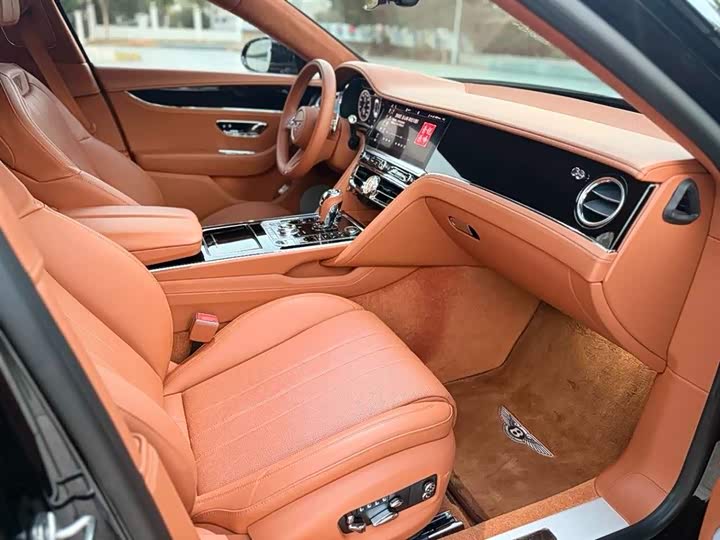 Фото 7 - Bentley Flying Spur