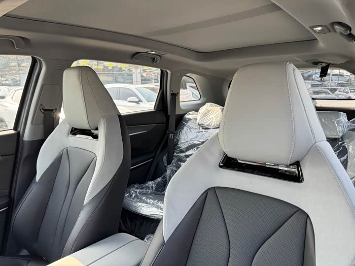 Фото 9 - Changan CS75 Plus