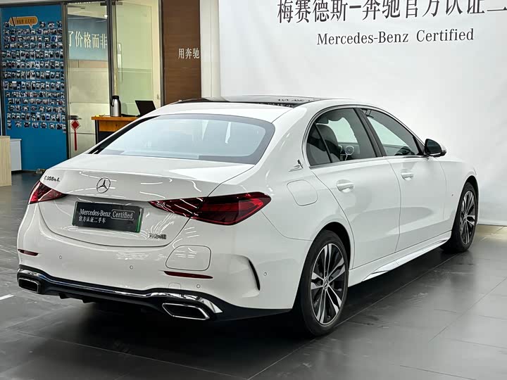 Фото 6 - Mercedes-Benz C-Class Hybrid