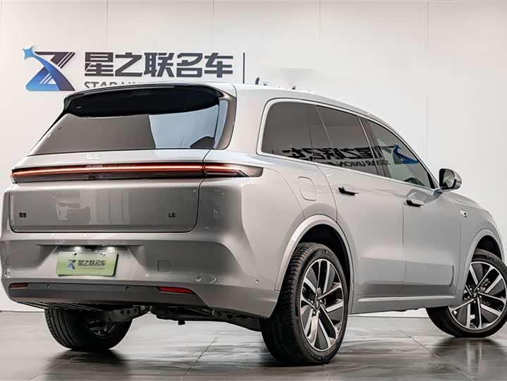 Фото 6 - LiXiang L8