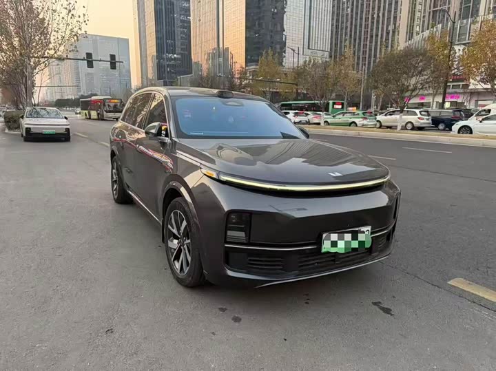 Фото 3 - LiXiang L8