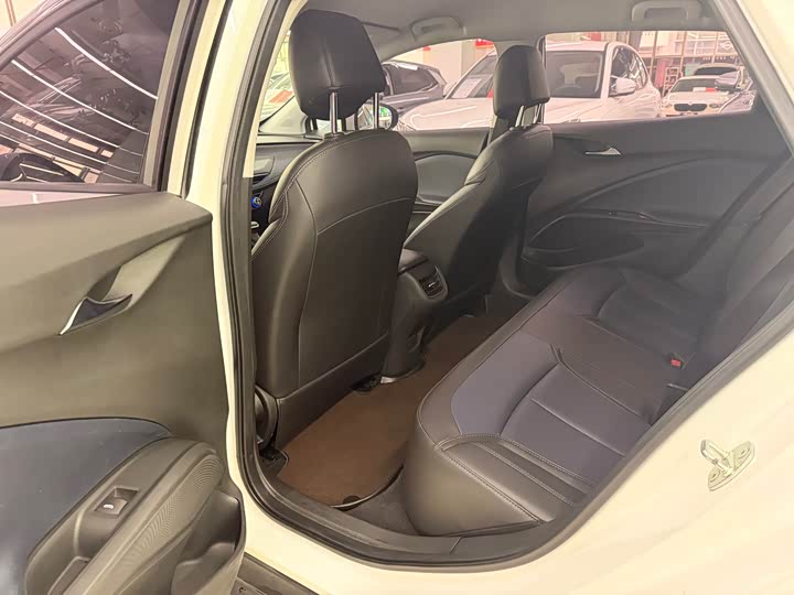 Фото 9 - Buick Velite 6