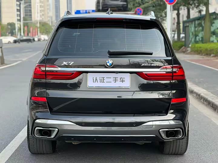 Фото 3 - BMW X7