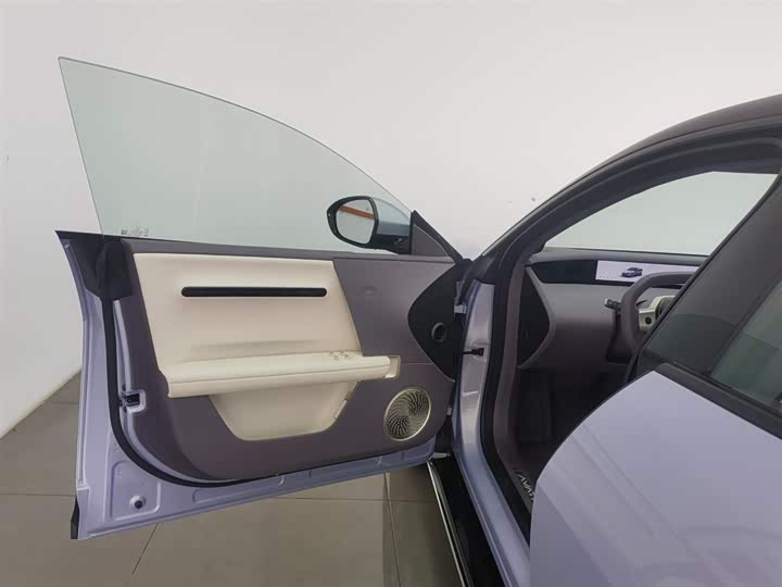 Фото 8 - Avatr 06