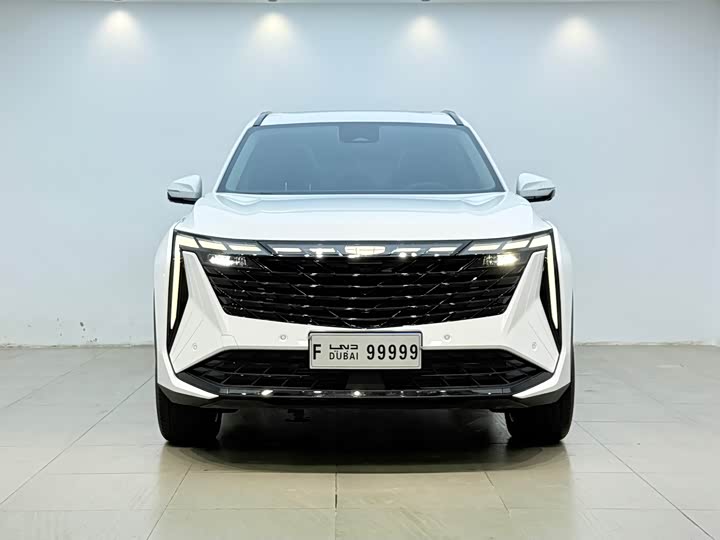 Фото 2 - Geely Atlas L