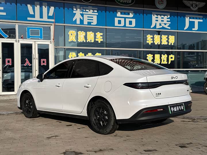 Фото 8 - BYD Seal 05 DM-i Hybrid