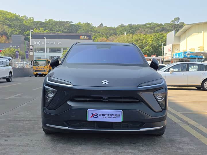 Фото 2 - Nio ES6