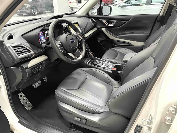 Фото 5 - Subaru Forester