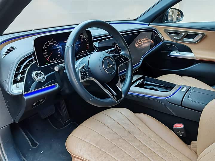 Фото 8 - Mercedes-Benz E-Class Hybrid