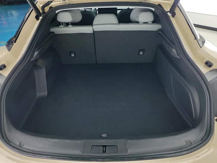 Фото 4 - XPeng Mona M03