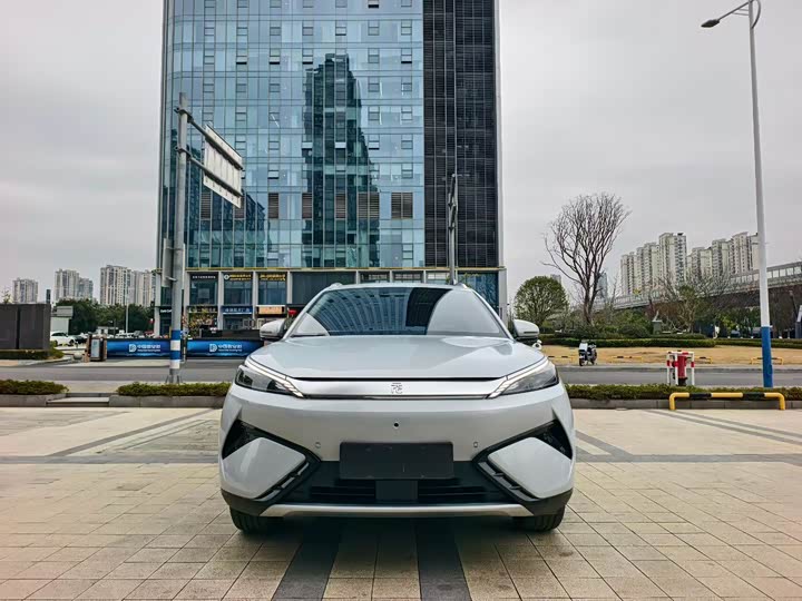 Фото 1 - BYD Yuan Plus