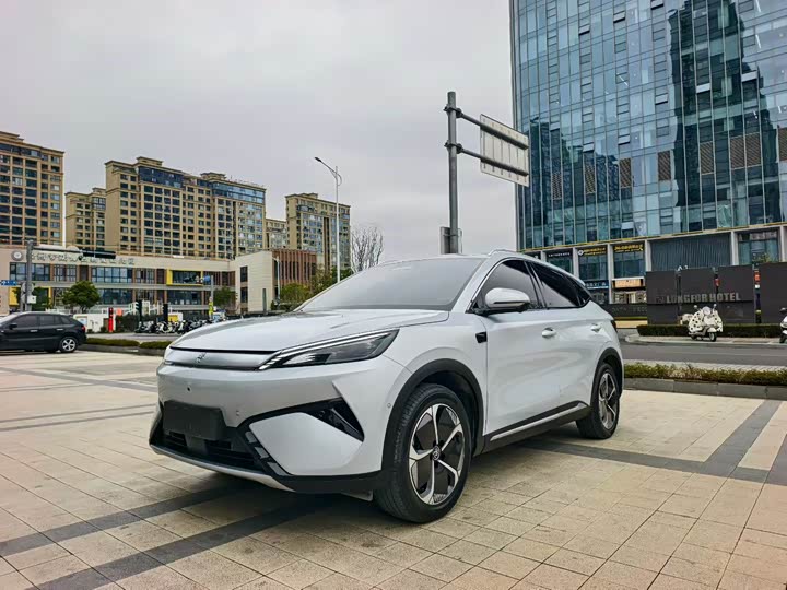 Фото 2 - BYD Yuan Plus