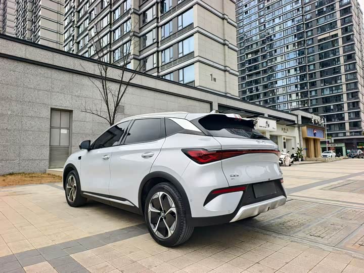 Фото 4 - BYD Yuan Plus