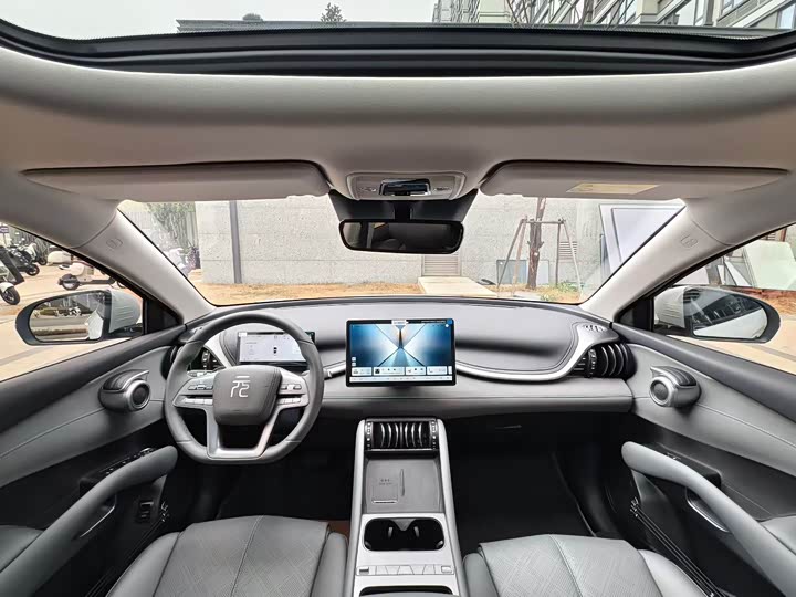 Фото 7 - BYD Yuan Plus