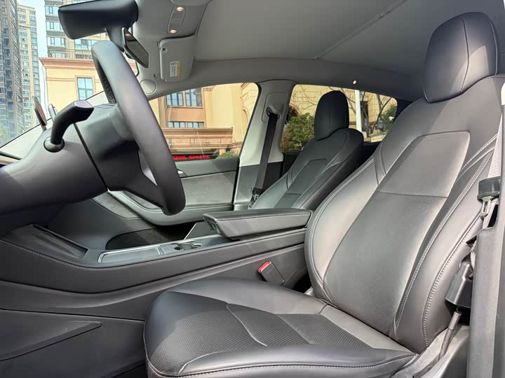 Фото 9 - Tesla Model Y