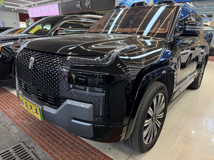 Фото 1 - BYD Yangwang U8