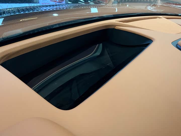 Фото 8 - BYD Yangwang U8