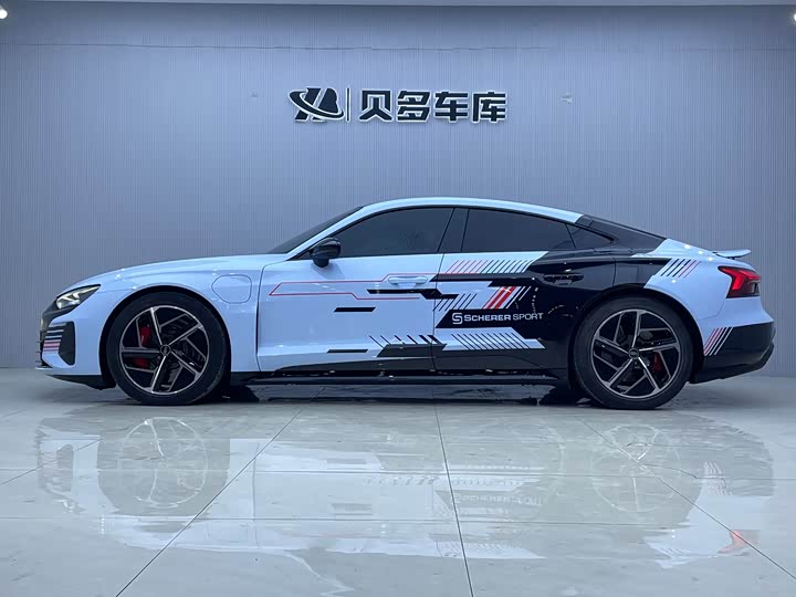 Фото 3 - Audi RS e-tron GT