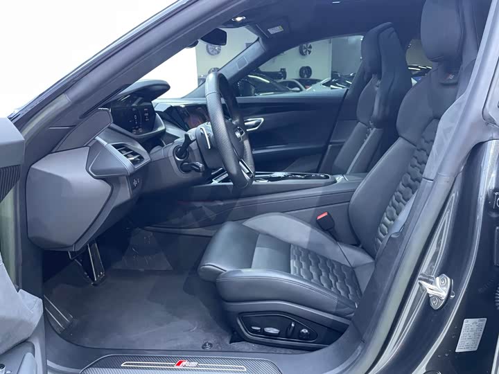 Фото 6 - Audi RS e-tron GT