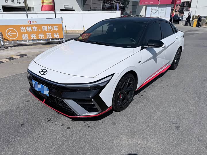 Фото 1 - Hyundai Elantra N line