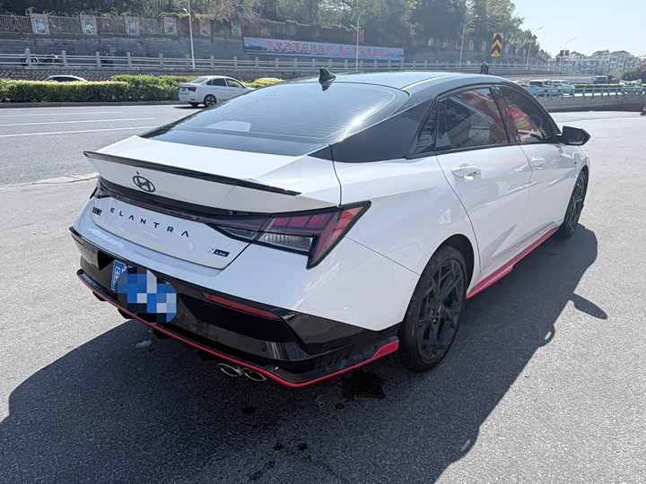 Фото 3 - Hyundai Elantra N line