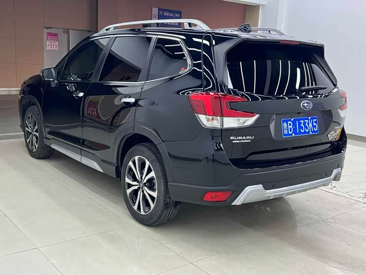 Фото 3 - Subaru Forester