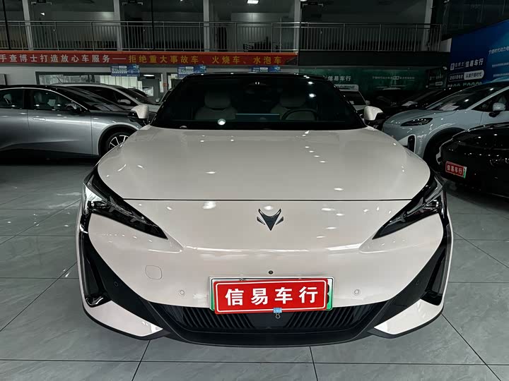 Фото 3 - BAIC Arcfox Alpha S5