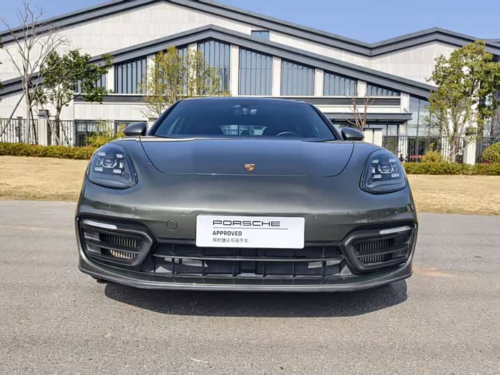 Фото 3 - Porsche Panamera Hybrid
