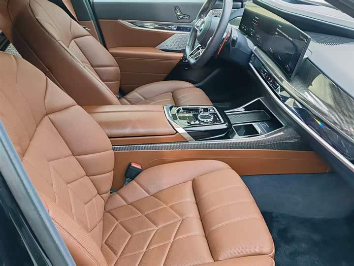 Фото 9 - BMW 7 Series Hybrid