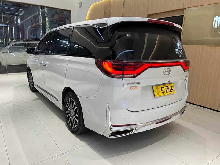 Фото 4 - GAC Trumpchi M8