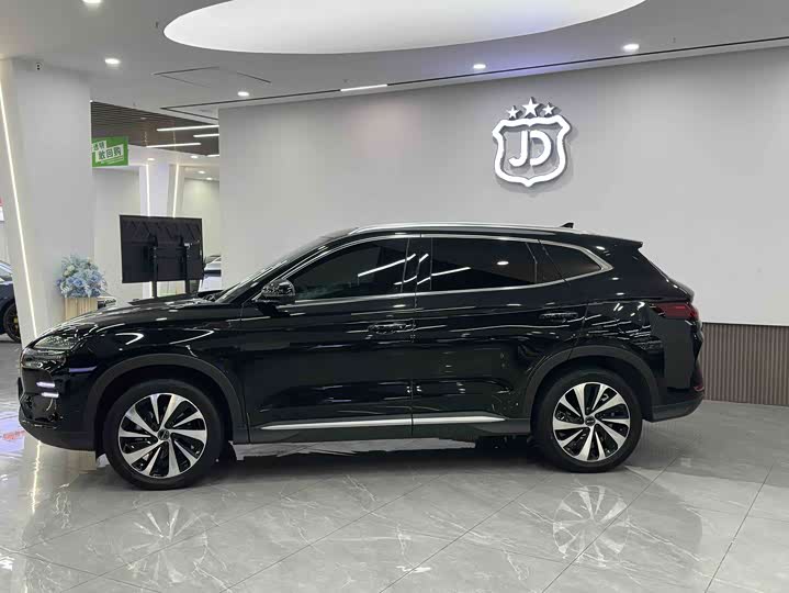 Фото 2 - BYD Song Plus Hybrid/EV