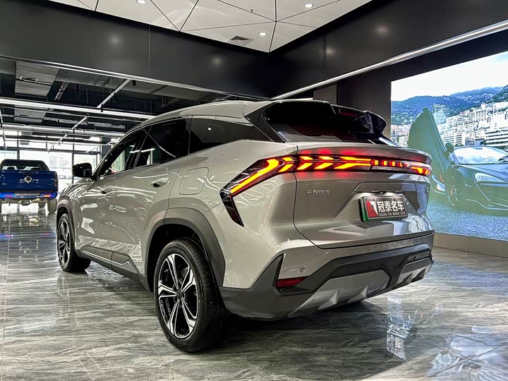 Фото 7 - Geely Galaxy L7