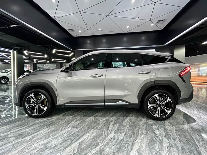 Фото 8 - Geely Galaxy L7