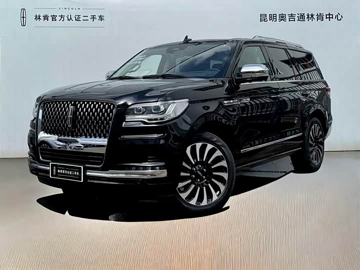 Фото 1 - Lincoln Navigator