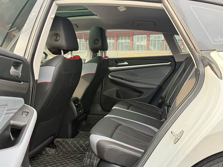 Фото 6 - Volkswagen Lamando L