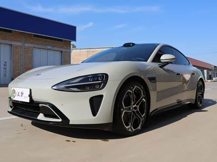 Фото 1 - Xiaomi SU7