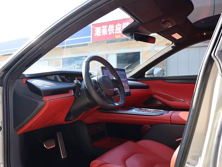 Фото 3 - Xiaomi SU7