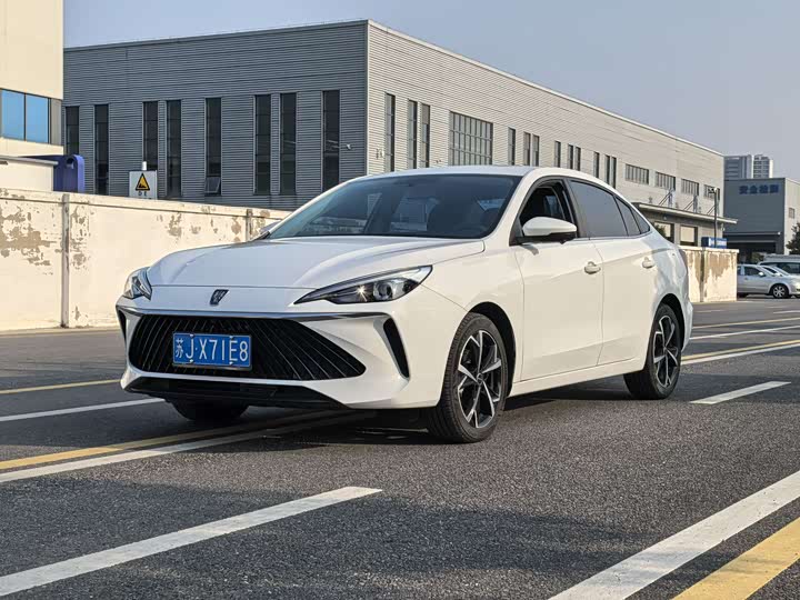 Фото 1 - Roewe i5