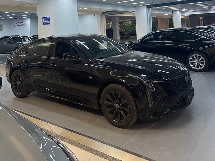 Фото 3 - Cadillac CT5